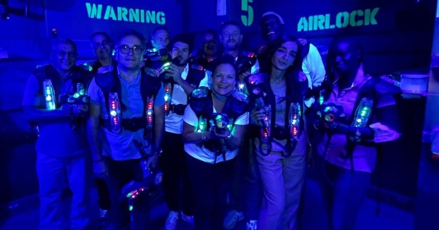  Laser tag en familia 