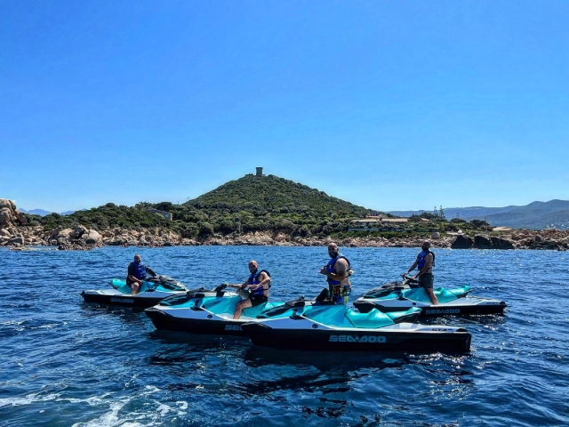  Iniciación al pilotaje de una jet ski en Corse-du-Sud 