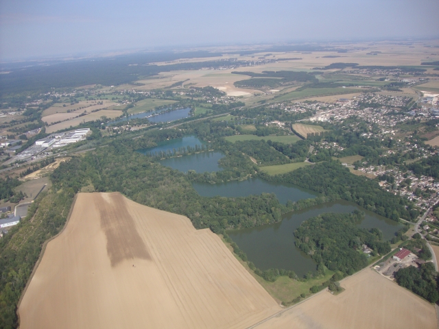  Vuelo sobre los estanques de Chérisy en paramotor 