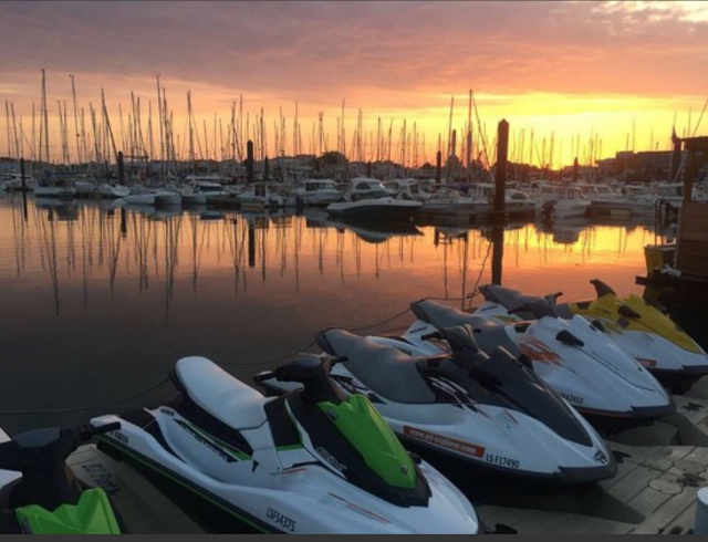  Sol del atardecer en Vendée 