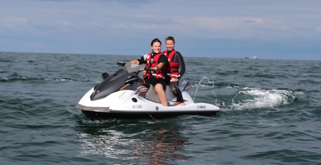  Paseo en jet ski sin licencia 