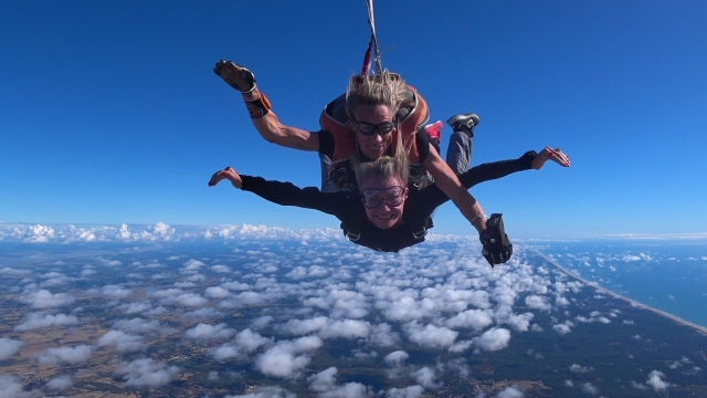  Salto tándem divertido y memorable en Gironda 