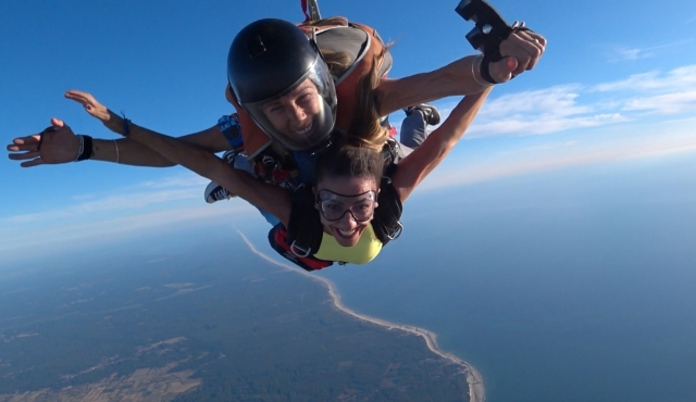 Salto en paracaídas tándem en la playa de Soulac 4000 m