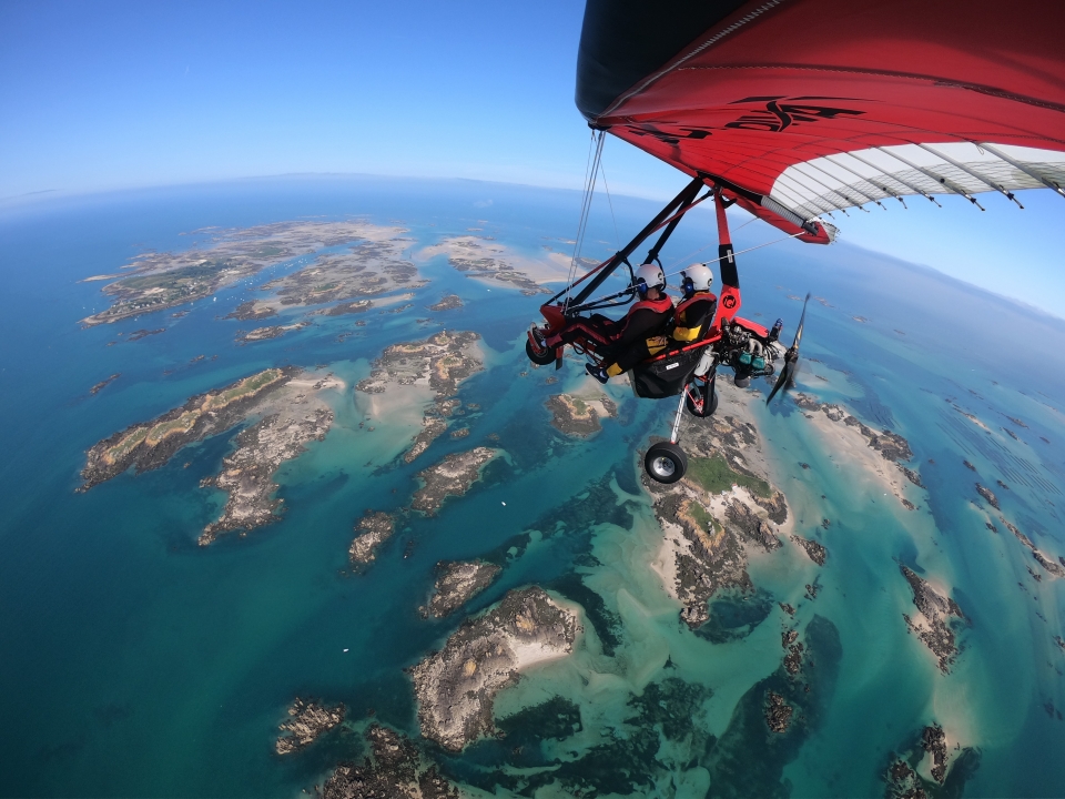  Vuelo sobre las playas bretonas 
