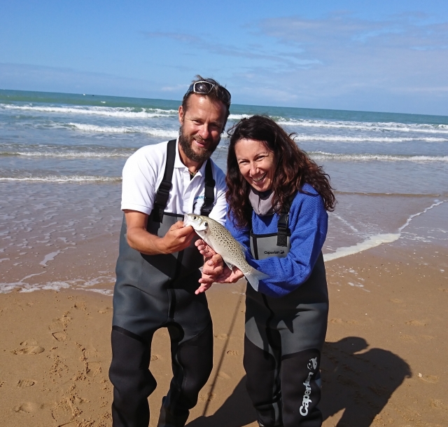 Acompañamiento del instructor duranle el curso de pesca 