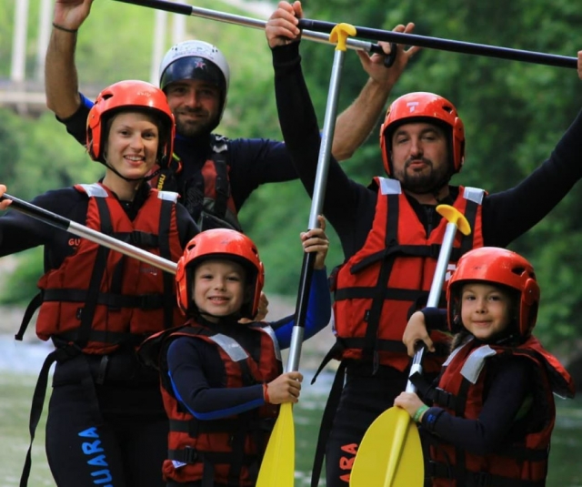  Rafting para niños acompañado de un instructor 