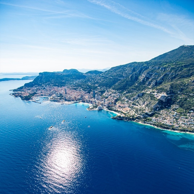  Monaco vue del cielo