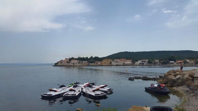  Renta de jet skis cerca de Marsella 