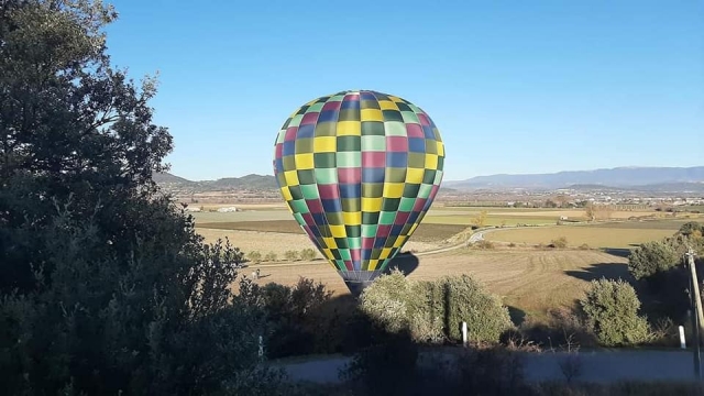  Globo aerostático de 200 metros cuadrados garantizando su comodidad duranle el vuelo 