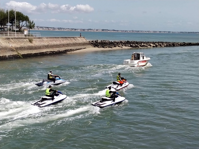 Descubrimiento de la costa de Pouliguen en jet ski