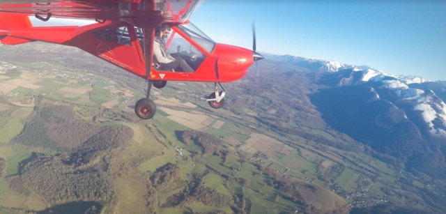  Vuelo sobre los Pirineos Atlánticos en un ULM multieje 