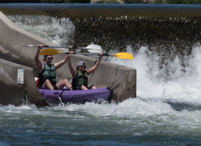  ¡Emoción en el kayak! 