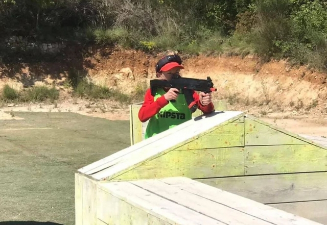  Disfruta de un campo al aire libre especializado en laser tag 