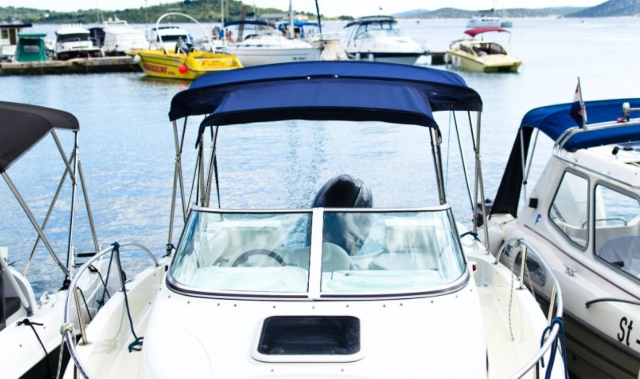  Barco con licencia en Frontignan 