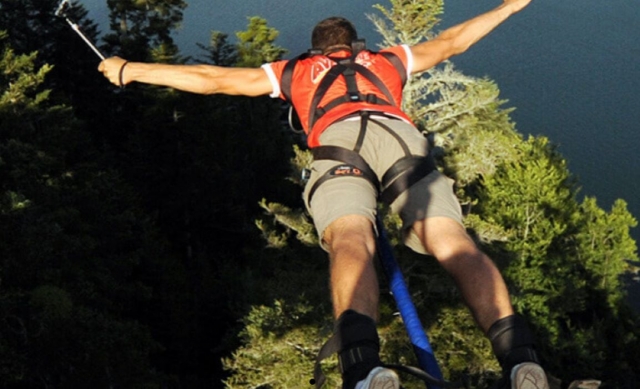 Sesión de bungee en Meurthe-et-Moselle 