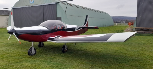  ¡Nuestro avión ultraligero le está esperando! 