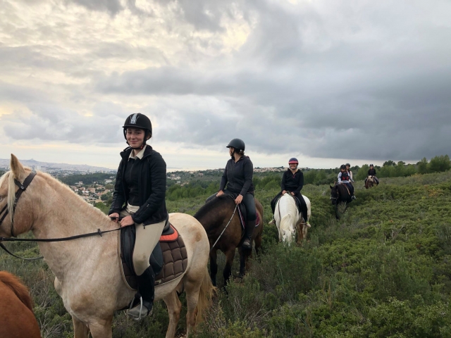 Pbaños a caballo por un día 