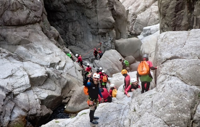  Descubre el Ardèche haciendo barranquismo 