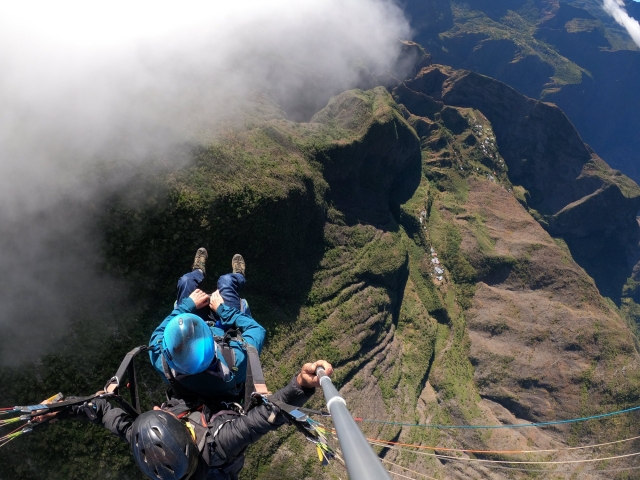  Vuelo sobre paisajes excepcionales de la Isla de la Reunión 