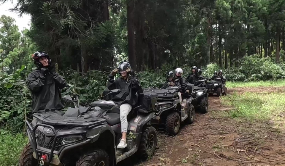  Cuatrimoto biplaza para el doble de diversión 