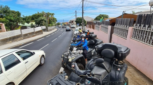  Pasa unos minutos en la ciudad duranle su excursión 