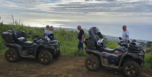 Ruta en cuatrimoto en Saint-Paul - 3h