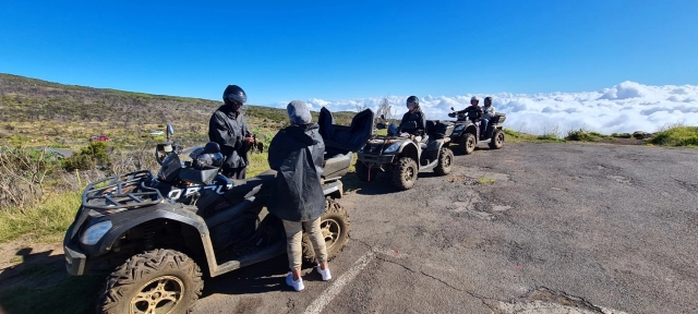  Descubra Reunión en quad