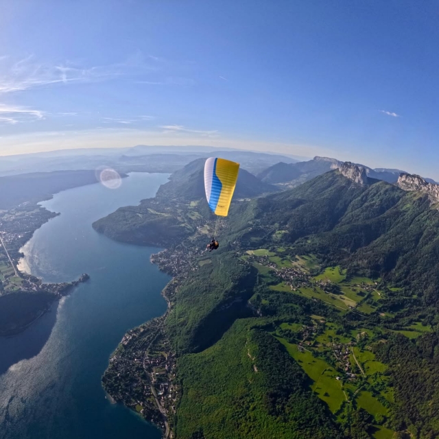  Embárcate en una aventura en parapente acompañado de un instructor certificado por el estado 