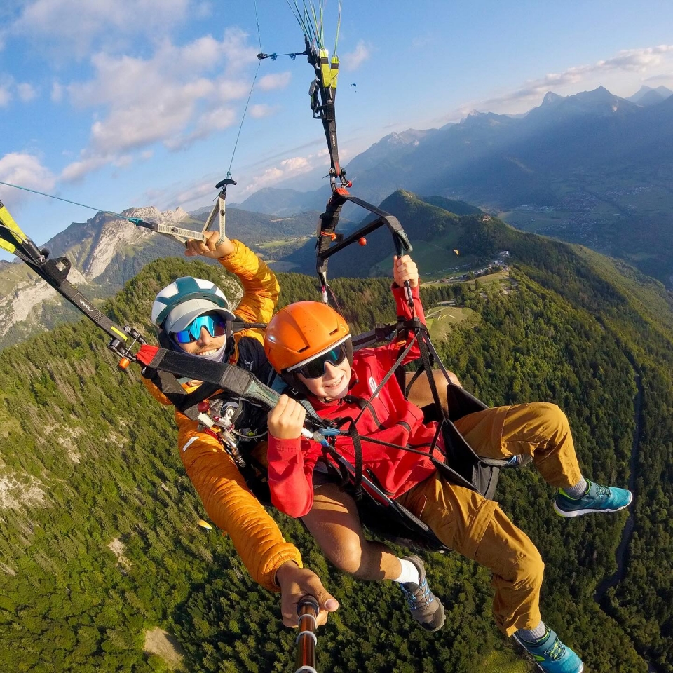 Disfruta de una vista impresionante durante una excursión en parapente