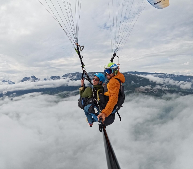  Descubre los paisajes de Annecy gracias a nuestra sesión de parapente