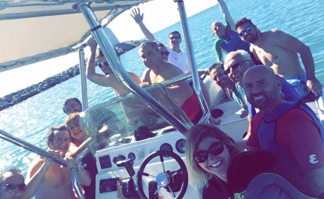 Renta un barco para disfrutar en familia o con amigos 