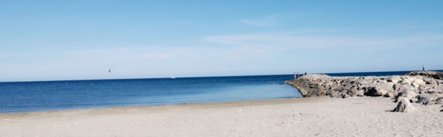  Playa de arena fina que tendrás el chance de explorar duranle nuestro paseo en barco 