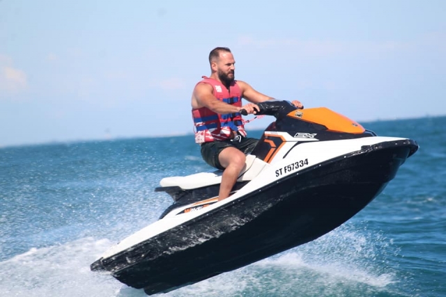 Aventura sensacional a bordo de nuestra jet ski en Hérault 