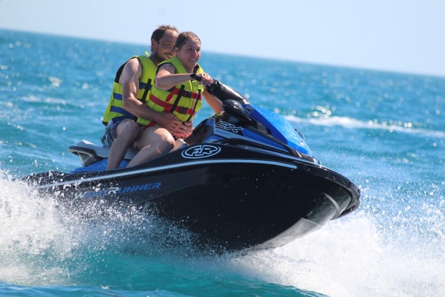  Renta de jet ski biplaza en Hérault 