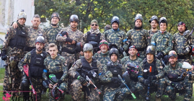  Nuestro equipo de gotcha en Saint Georges sur Eure 