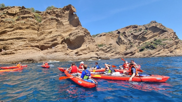 Paseo en kayak con toda la familia o grupo de amigos 