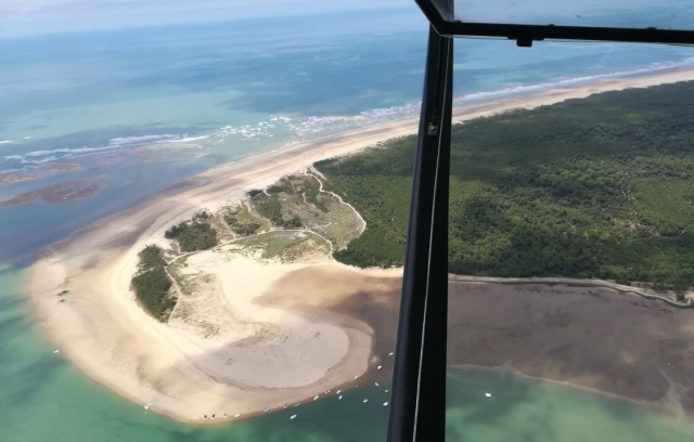 Descubra las islas de Charenle-Maritime desde nuestro ULM Savannah 