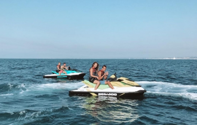 Paseo en jet ski en San Juan de Luz