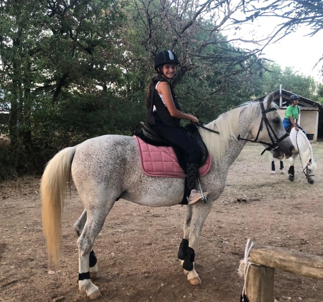  A lomos de su caballo descubrirá los deslumbrantes paisajes de la región 