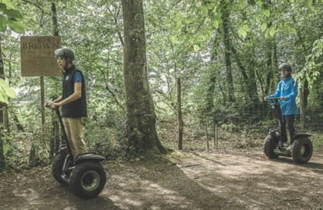  Disfrule de un paseo en segway combinando relajación y cultura 