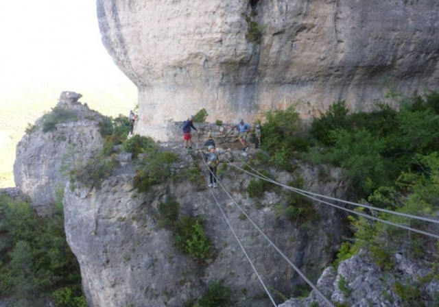 Vía ferramarra en compañía de un instructor titulado por el estado 
