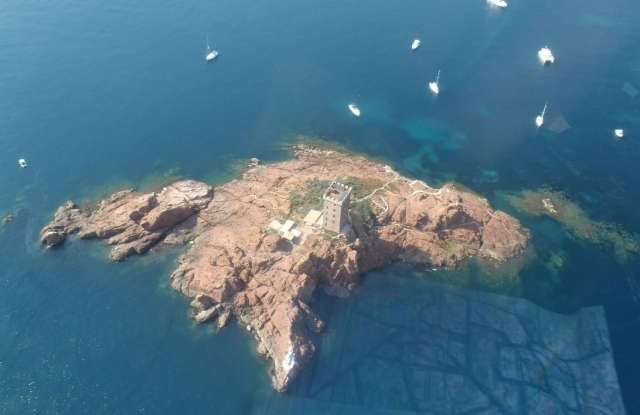  Disfrule de la vista panorámica desde su helicóptero 
