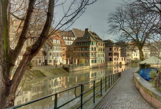  El barrio medieval de Colmar visto duranle nuestro paseo en segway 