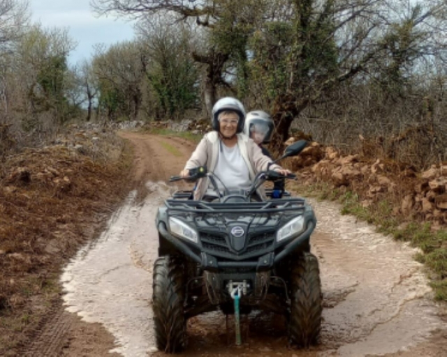 Cuatrimoto biplaza para el doble de adrenalina 