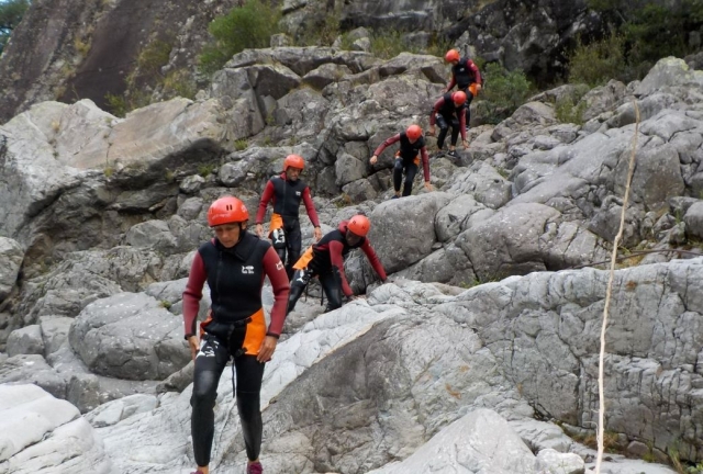Barranquismo con un instructor titulado 
