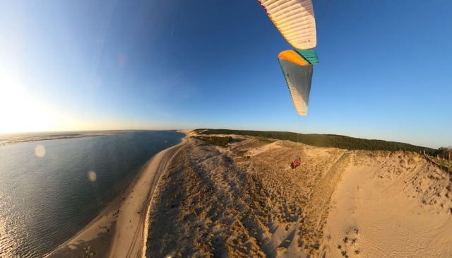 Impresionantes vistas duranle su primer vuelo en parapenle 