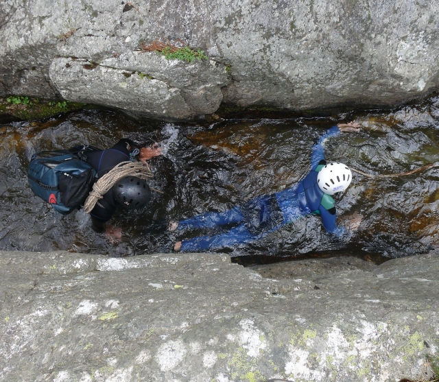 Una refrescanle actividad de barranquismo 
