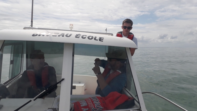  Vamos a hacer un bonito paseo en barco 
