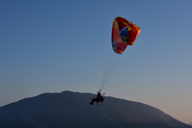  Descubre los paisajes rurales de Saboya a bordo de su globo aerostático 