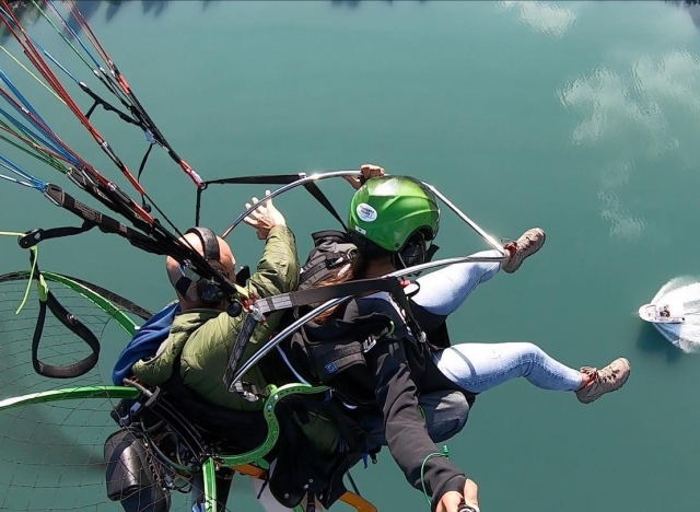  Vuelo en paramotor sobre el lago de Bourget 